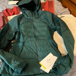 NWT Lululemon Down For It All Jacket, Sz 6, Storm Teal